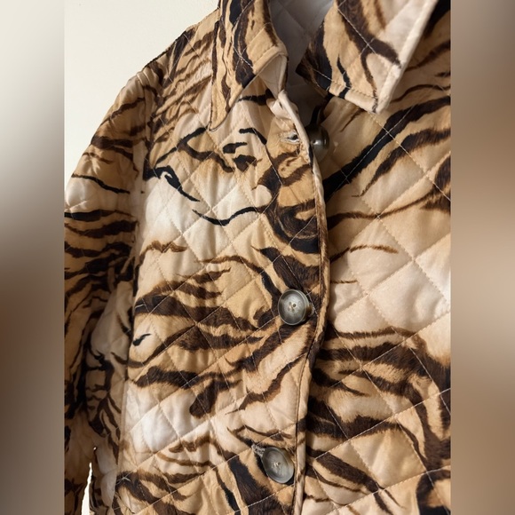 Chico's Quilted Jacket Coat in Tan and Brown Tiger Pattern, Chico’s Sz 2 (12/L) - Picture 2 of 10